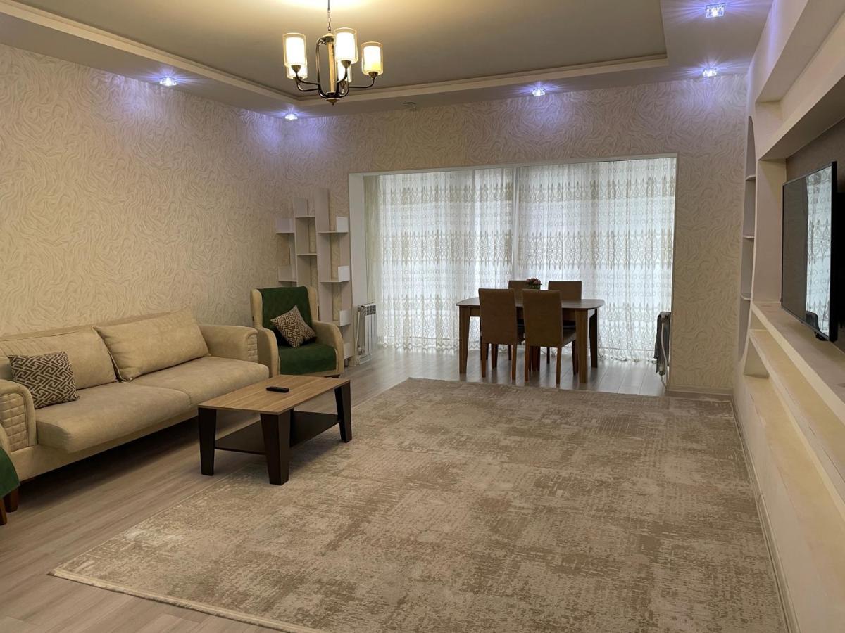 Apartamento Park Azure Luxury Bakú Exterior foto